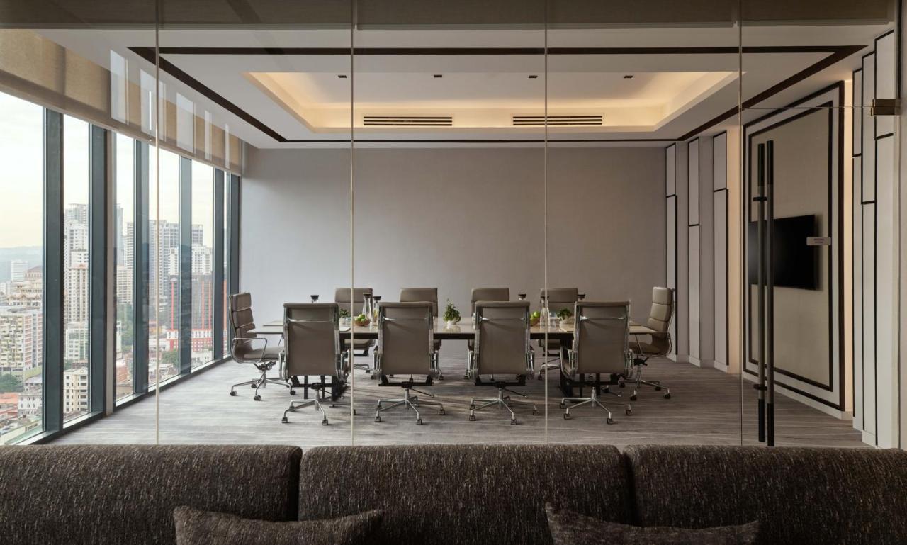 Pan Pacific Serviced Suites Kuala Lumpur Exterior photo Boardroom
